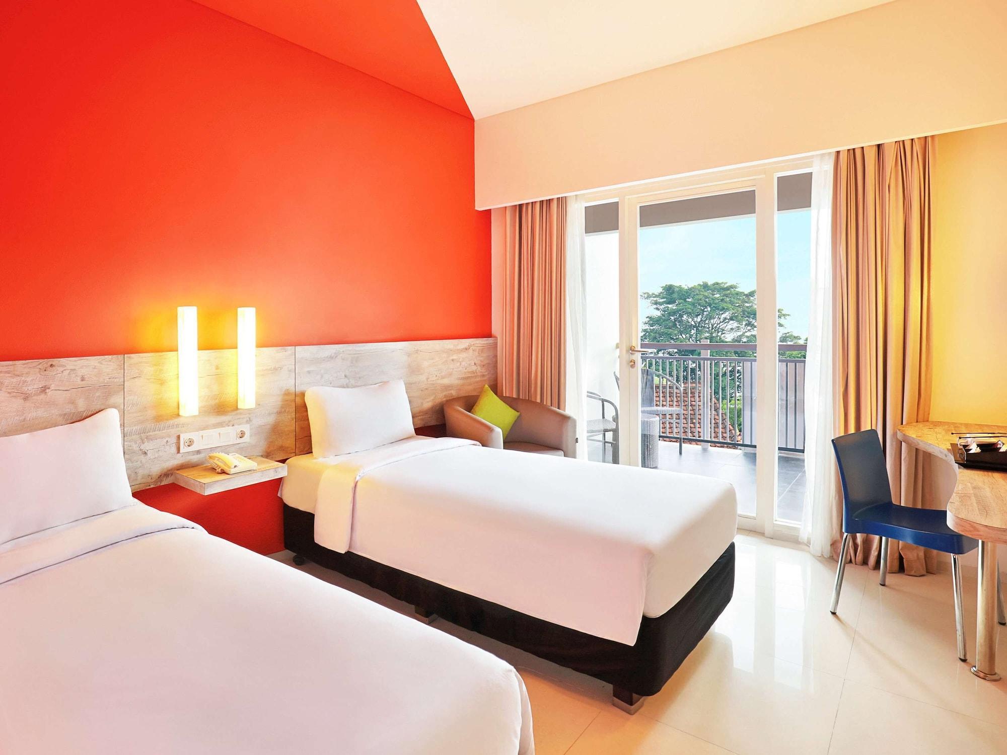 Primera Hotel Seminyak Kültér fotó