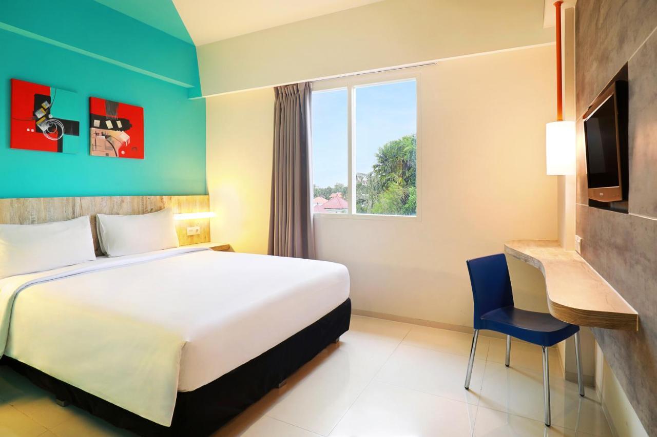Primera Hotel Seminyak Kültér fotó