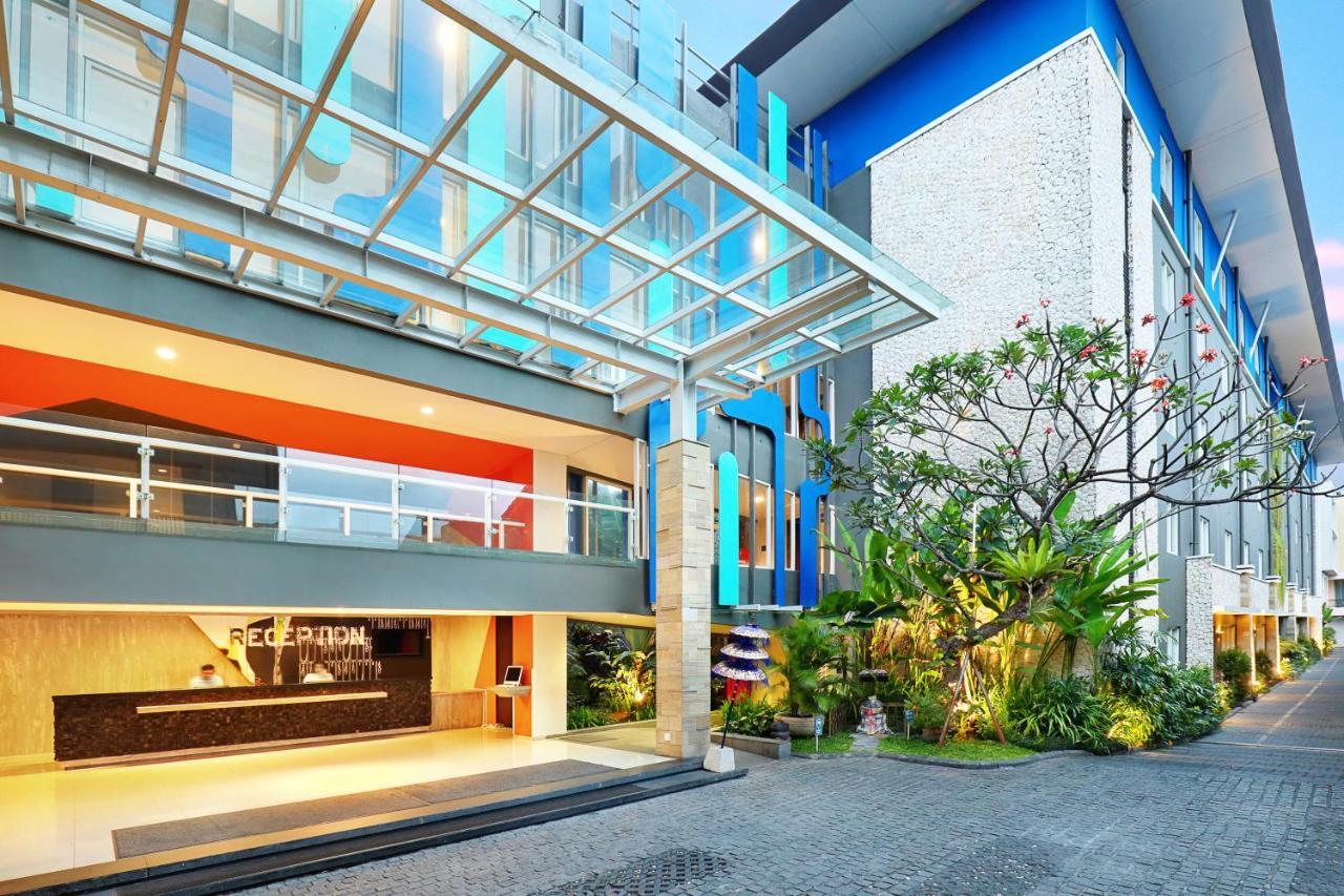 Primera Hotel Seminyak Kültér fotó