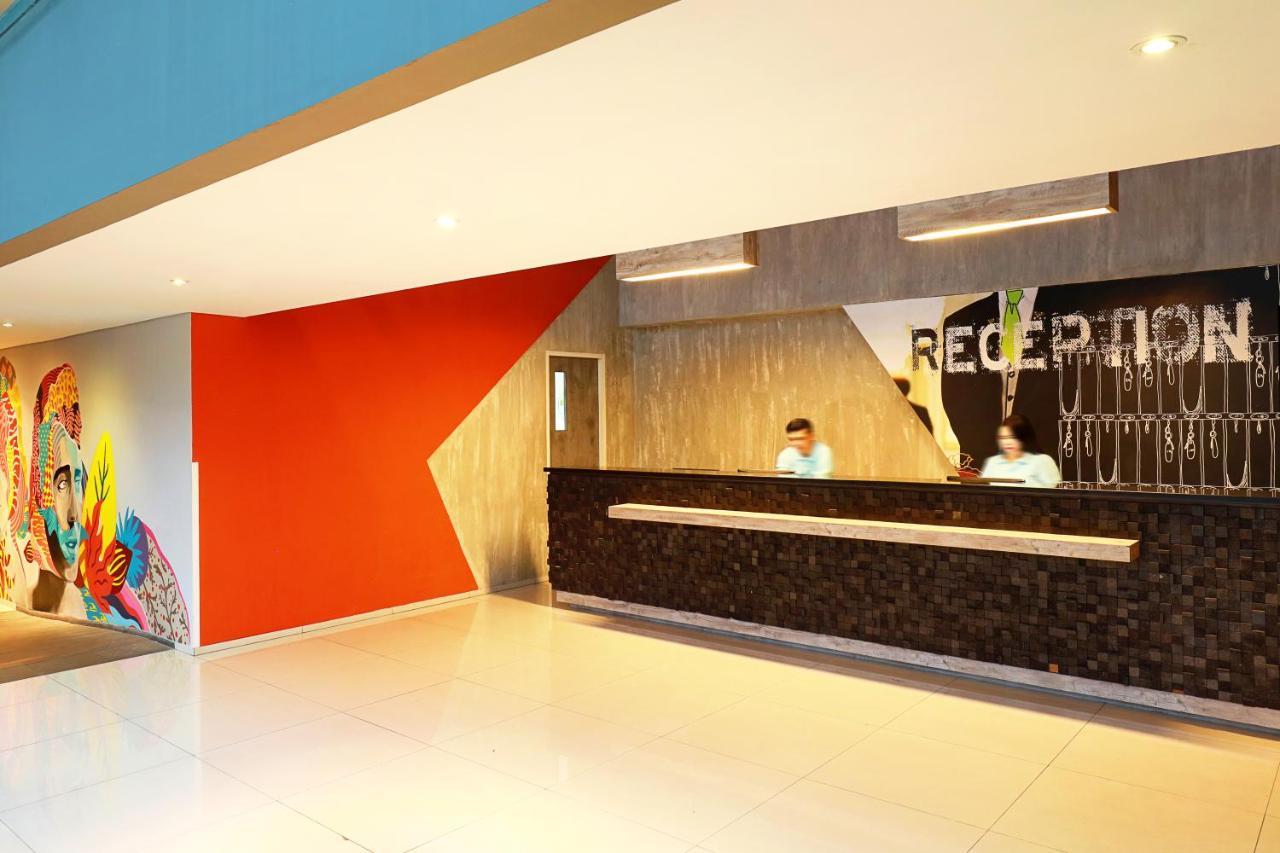 Primera Hotel Seminyak Kültér fotó