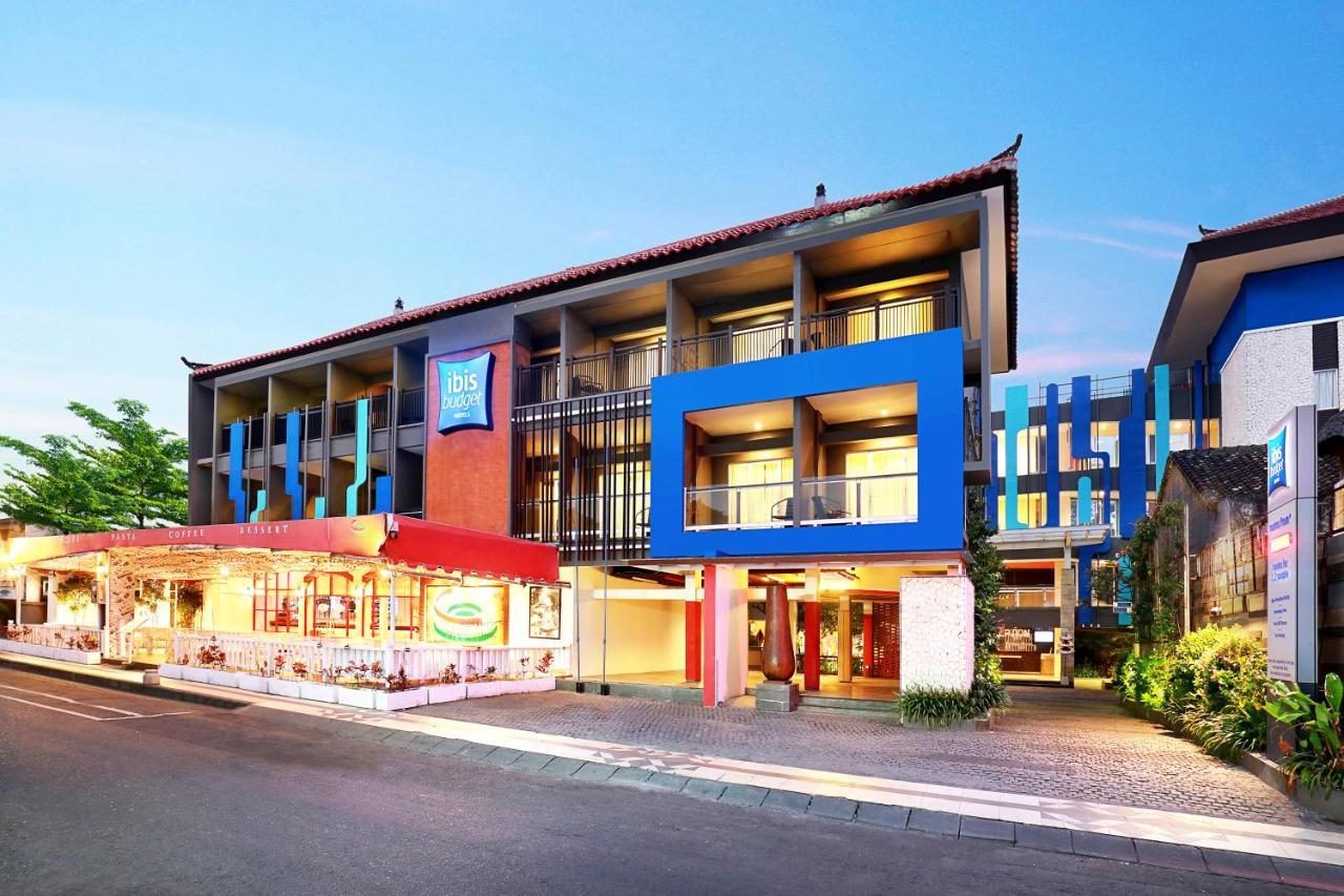 Primera Hotel Seminyak Kültér fotó