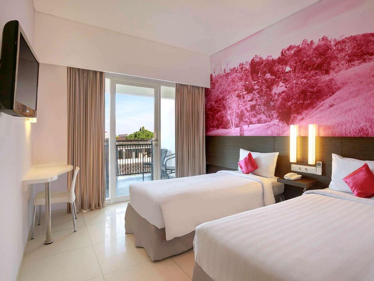 Primera Hotel Seminyak Kültér fotó
